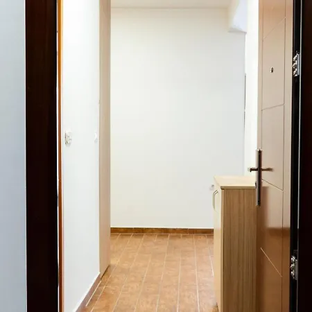 Mila Apartment Pestani